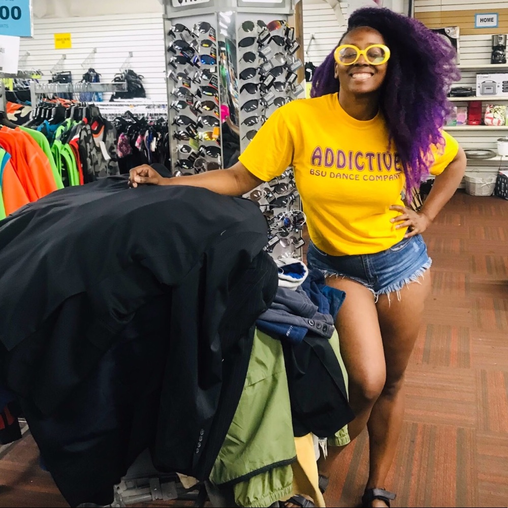 Hi I’m Ebony and Fashion is my Passion - Picture 7 of 8